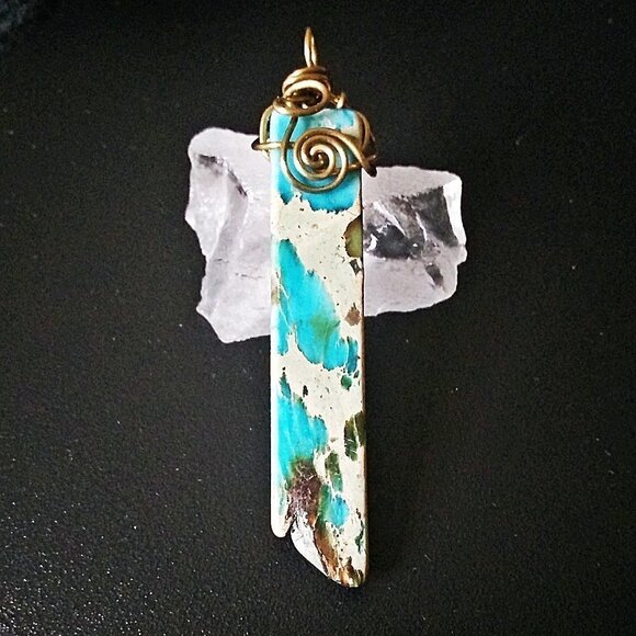 🍂🍁🍃 3/$25! Turquoise & Cream Wire Wrap Sea Sediment Jasper Slim Bar Pendant - Picture 6 of 9